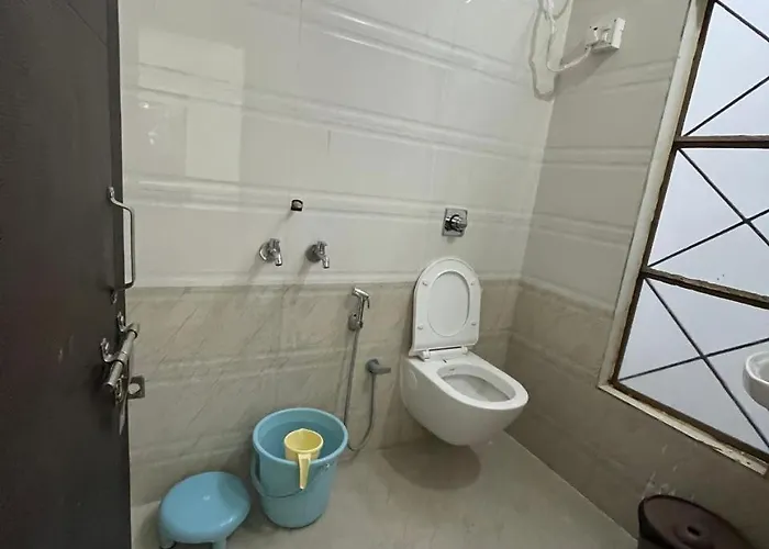 Hotel Madhav Bhakta Nivas Parli Vaijnath