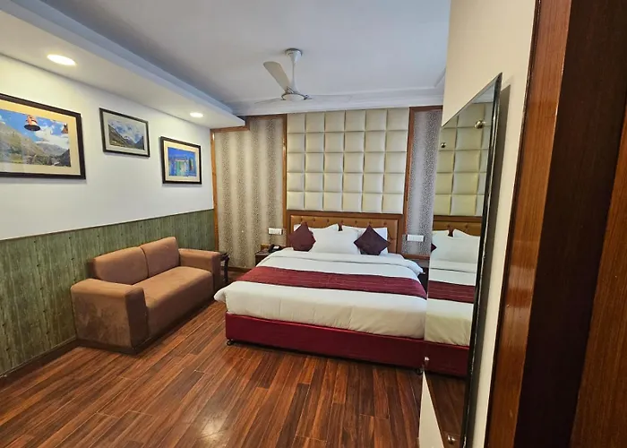 Hotel Mayur By Roomsinc Katra