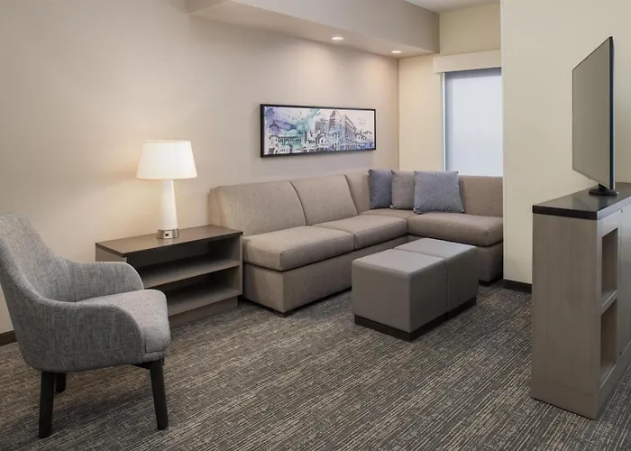 Hyatt House Fresno/Campus Pointe Hotel