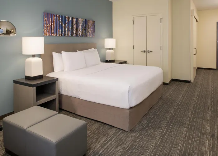 Hyatt House Fresno/Campus Pointe Hotel