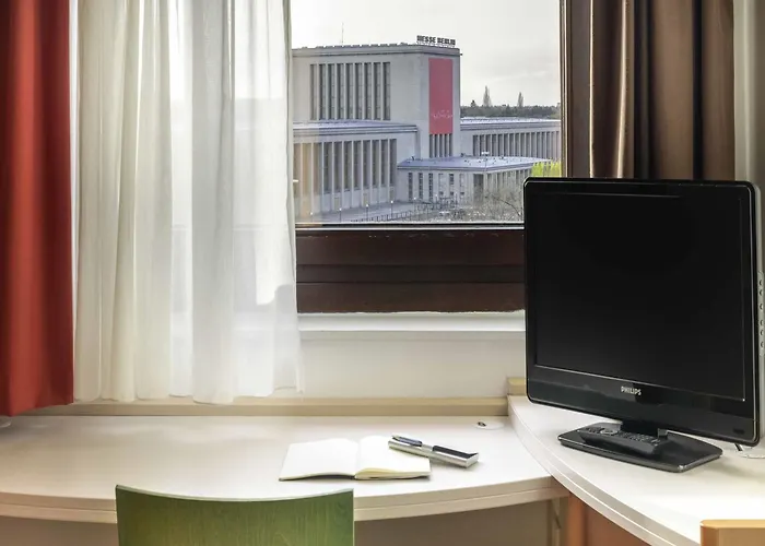 Ibis Berlin Messe Otel