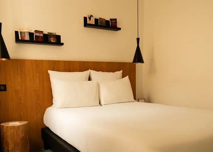9Hotel Bastille-Lyon Paris