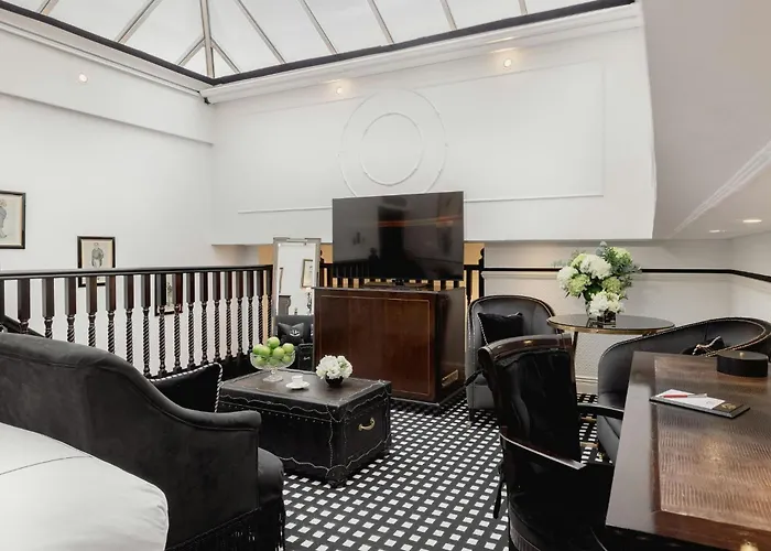 41 Hotel Londres
