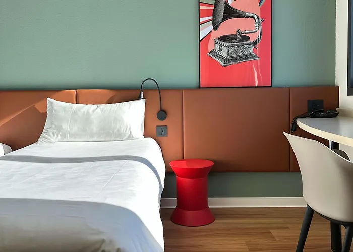 Ibis Roma Fiera Hotel