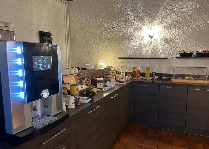 Hotel Logis La Thomasse à Aurillac