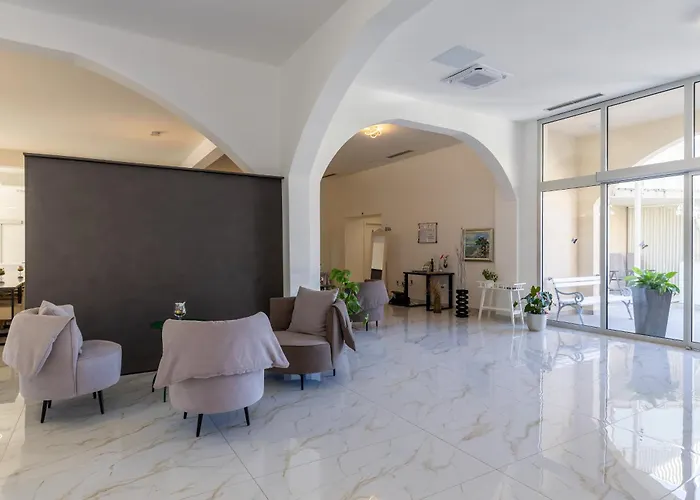 Hotel Emaus Novigrad Istria
