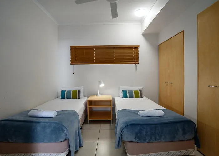 Rolling Surf Resort Caloundra