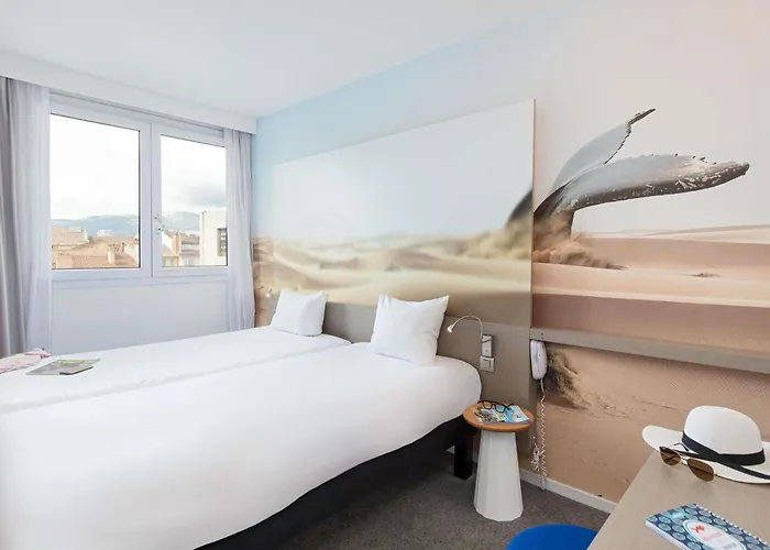Ibis Styles Toulon Centre Port Hotel