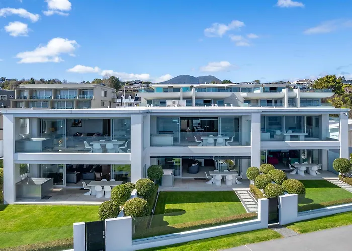 Sacred Waters Taupo Aparthotel