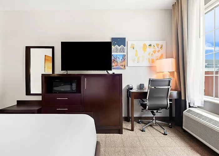 Comfort Suites New Orleans East