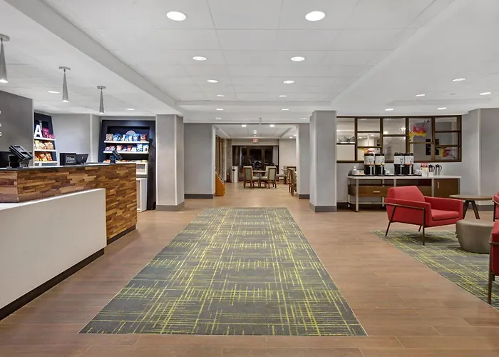 Hampton Inn Westfield