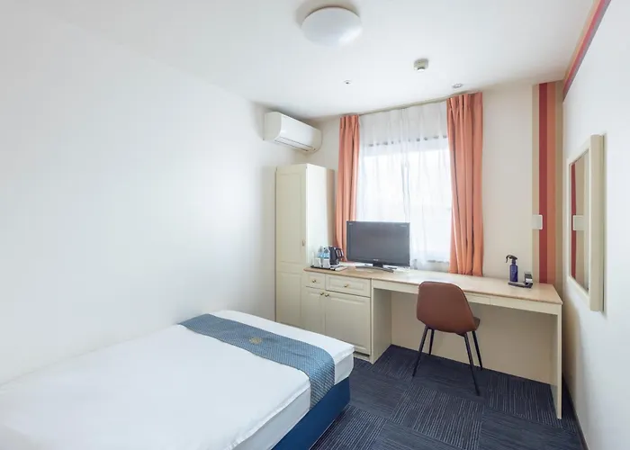 New Osaka Hotel Shinsaibashi