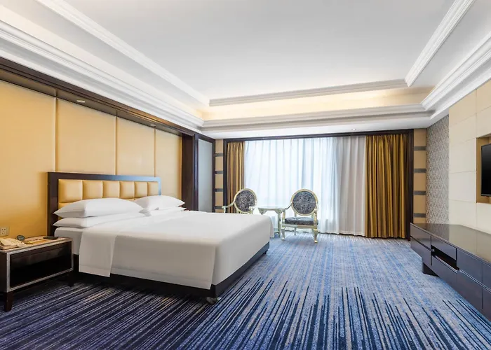 Vienna Hotel - Guangzhou South Railway Station Branch