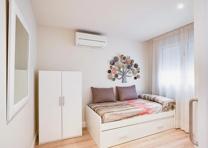Hotel Pirineos Figueres By Pierre & Vacances