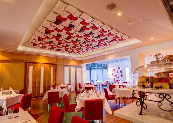 Mantra Charles Hotel Launceston