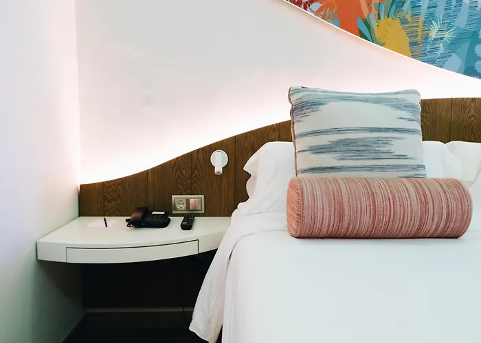 Hotel Livvo Puerto De Mogan