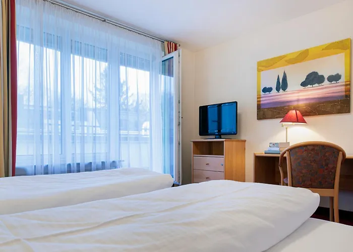 Hotel Biederstein Am Englischen Garten Munich