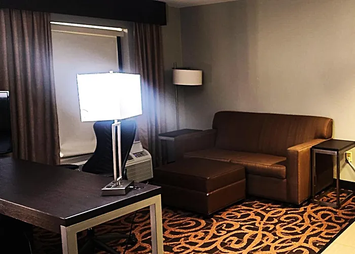 Baymont By Wyndham Midland Tx Hotel