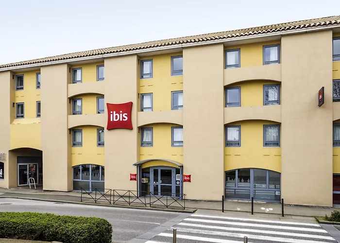 Ibis Carcassonne Centre - La Cite Hotel