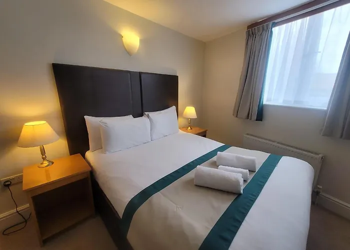 Castle Limes Hotel Warwick 