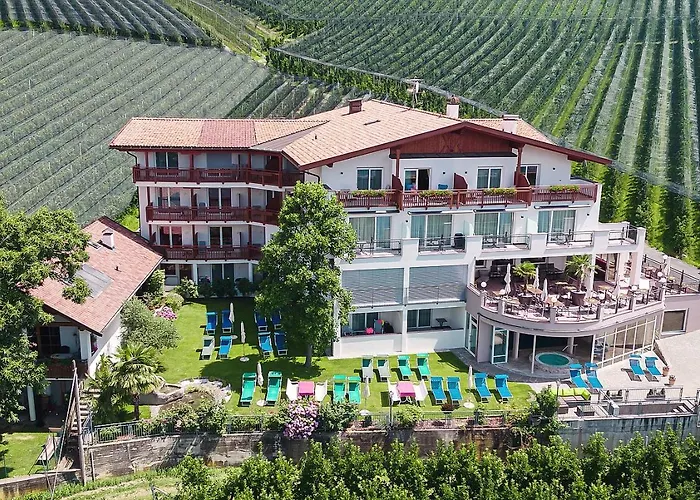 Hotel Meinhardt Schenna