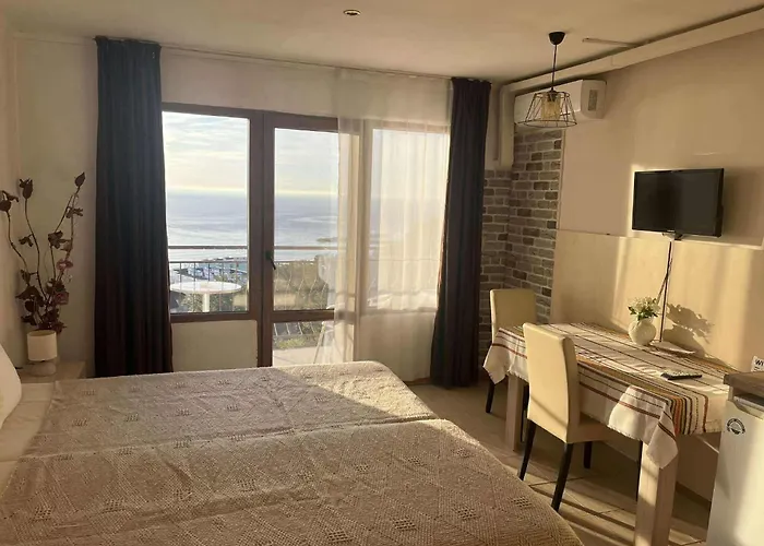 Only Adults- Rai Hotel Golden Sands