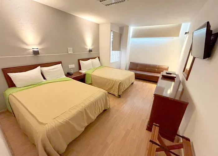 Hotel Enterprise Inn Plaza León