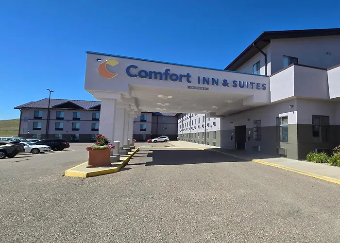 Comfort Inn & Suites Gateway To Glacier National Park Shelby