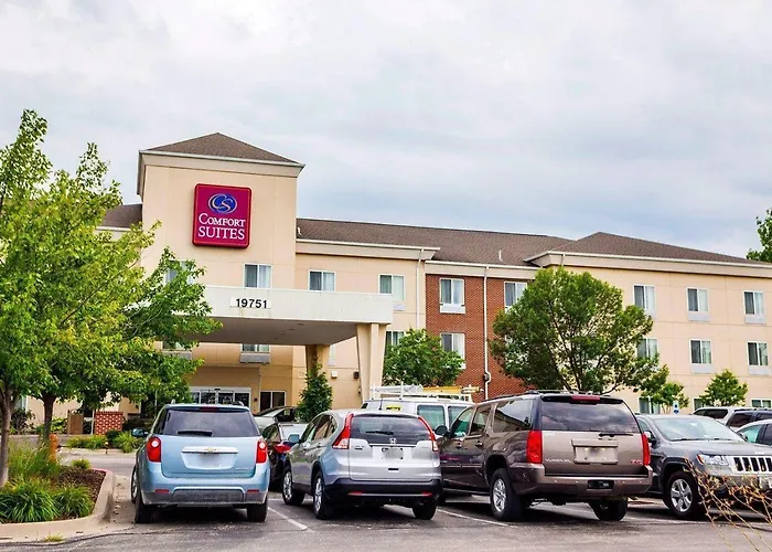 Comfort Suites Independence - Kansas City