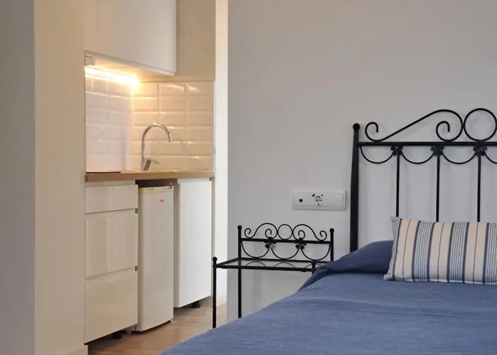Aparthotel Almaris Es Pujols
