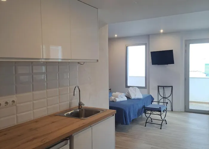 Aparthotel Almaris Es Pujols