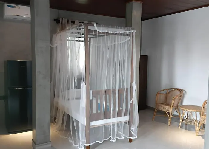 Sea Breeze Guest House Unawatuna