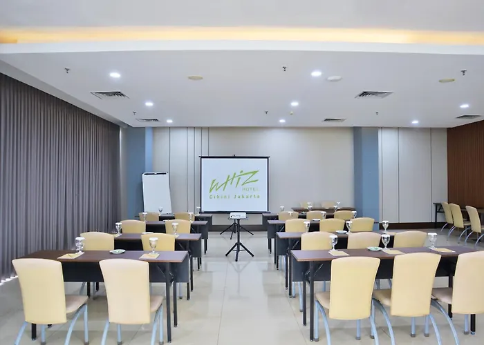 Whiz Hotel Cikini Yakarta