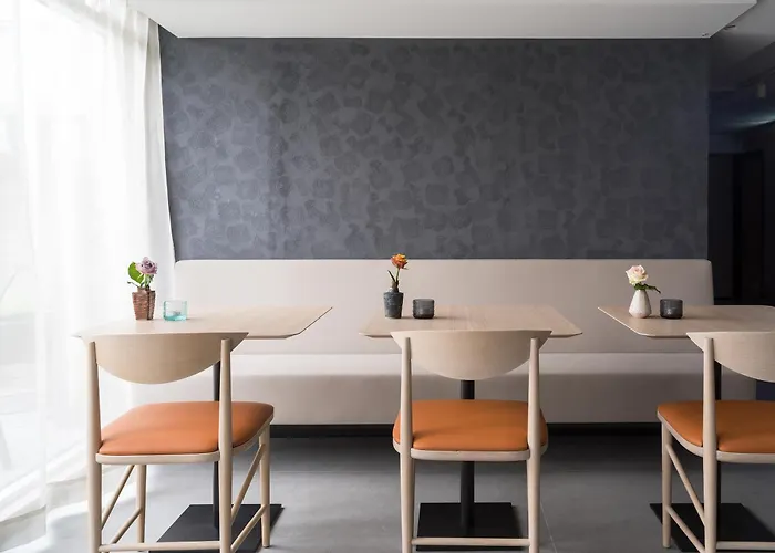 Hotel Lotus Reykjavík