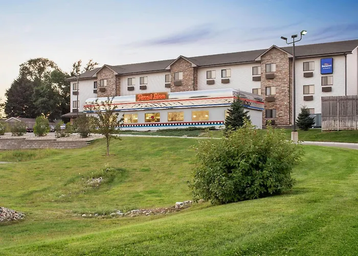Baymont By Wyndham Glenwood Hotel