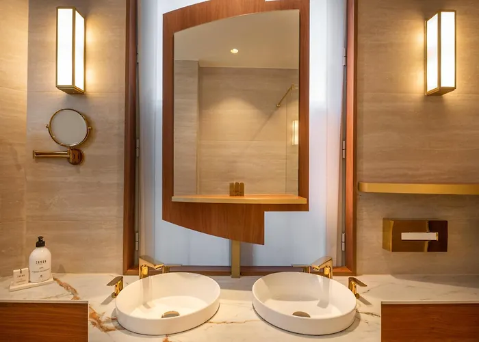 Hotel La Bourdonnais By Inwood Hotels Paris