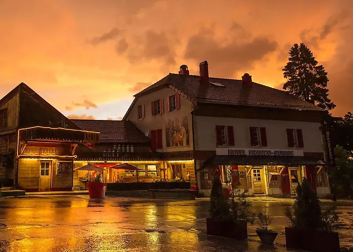 Hotel L'ARBEZIE Franco Suisse à Les Rousses