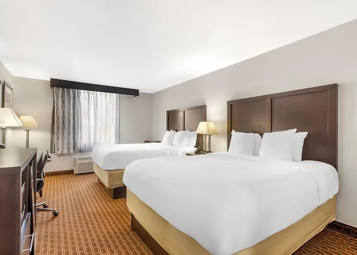 Quality Inn & Suites Chattanooga-East Ridge