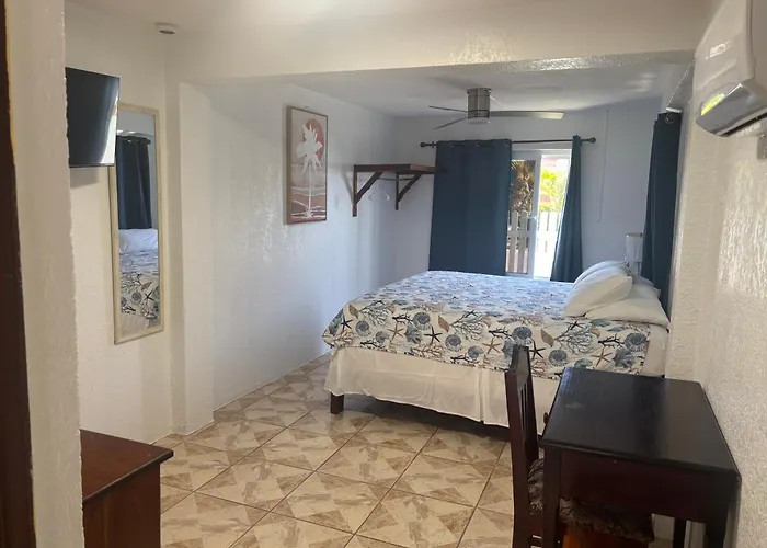 Bonefish Hotel Dangriga