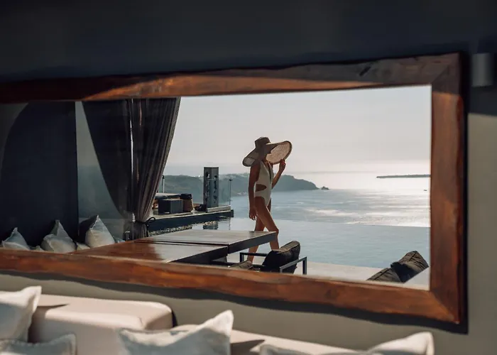 West East Suites Imerovigli 