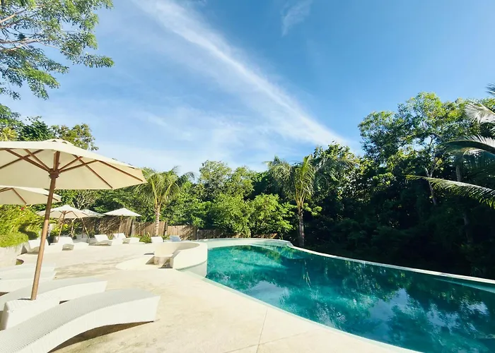 Tregge Surf Camp Uluwatu Hotel