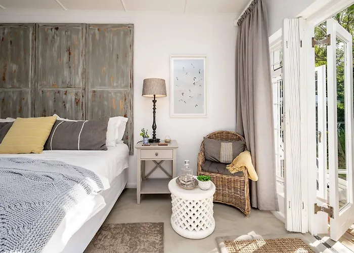 Long Story Guest House Plettenbergbaai