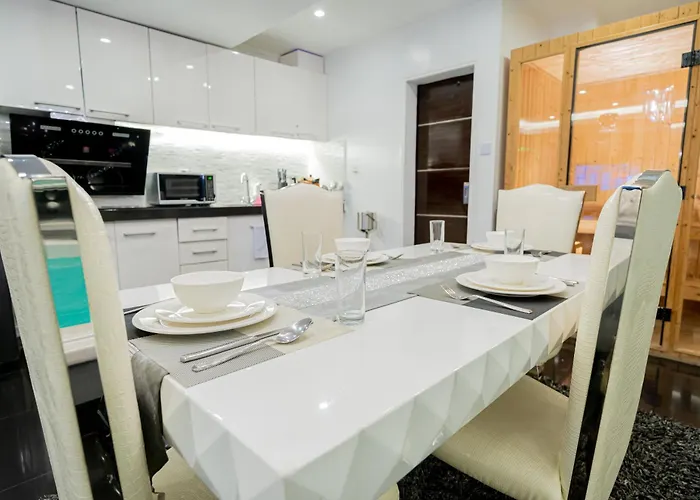 Luks Lofts Hotel & Residences Batangas