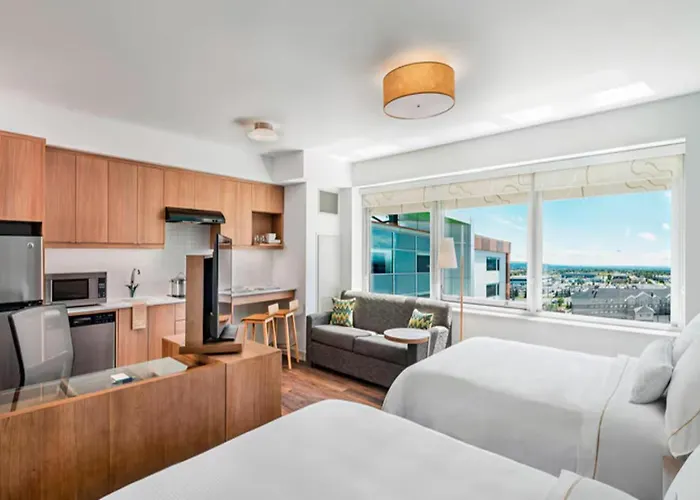 Hotel Element Calgary Airport