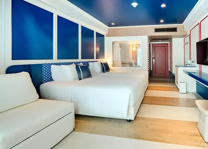 The Cruise Hotel Pattaya