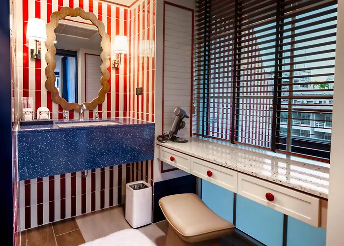 The Cruise Hotel Pattaya