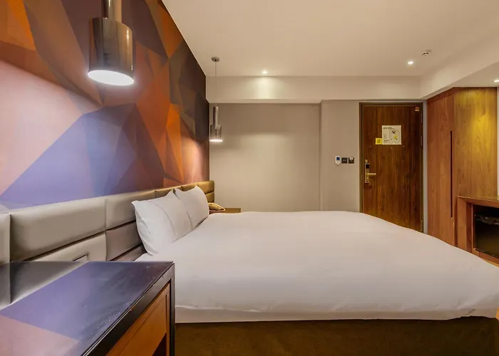 Check Inn Taichung Wenxin Zhongqing