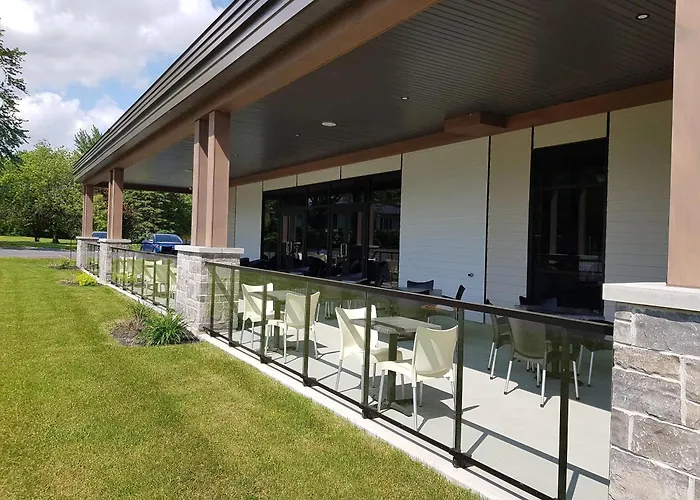 Hotel du Lac Champlain Venise-en-Québec
