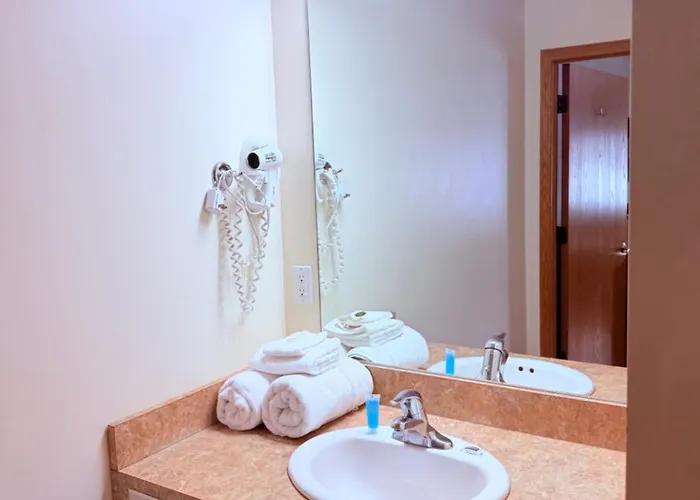 The Kingsley Suites