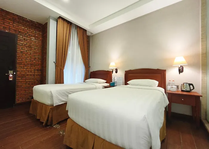 Thong's Inn Hotel Kualanamu Medan